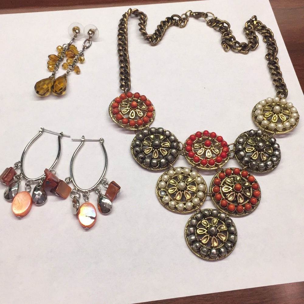 Necklace and two different earrings combo